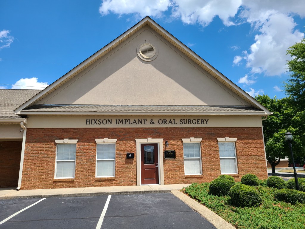 Exterior photo of Hixson Implant & Oral Surgery building